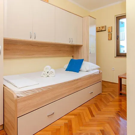 Дом отдыха House Suric *