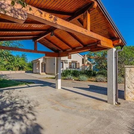 House Suric Tatil Evi Privlaka (Zadar)